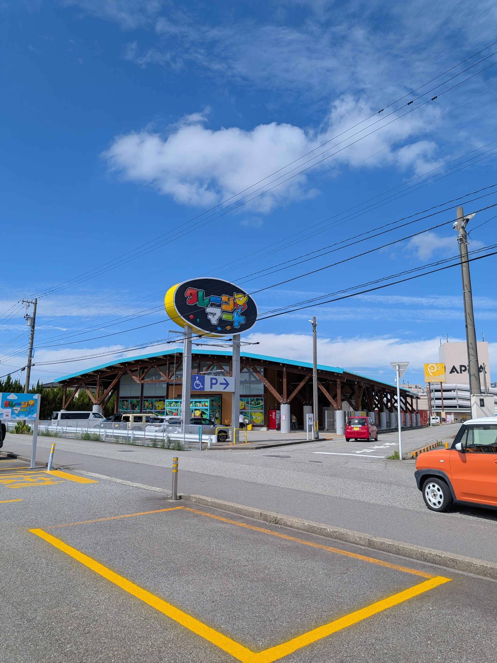 クレーンマート 富山上冨居店(ダイナム跡地)外観