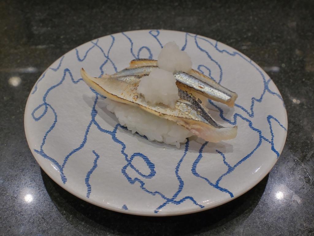廻る富山湾 すし玉 富山駅店 さんま炙り 珠洲の塩